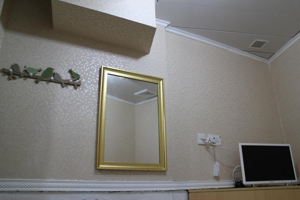 Orchid Inn Гонконг Экстерьер фото