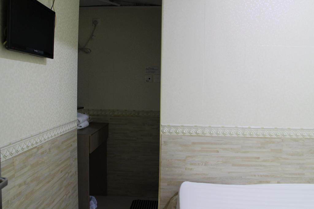 Orchid Inn Гонконг Экстерьер фото