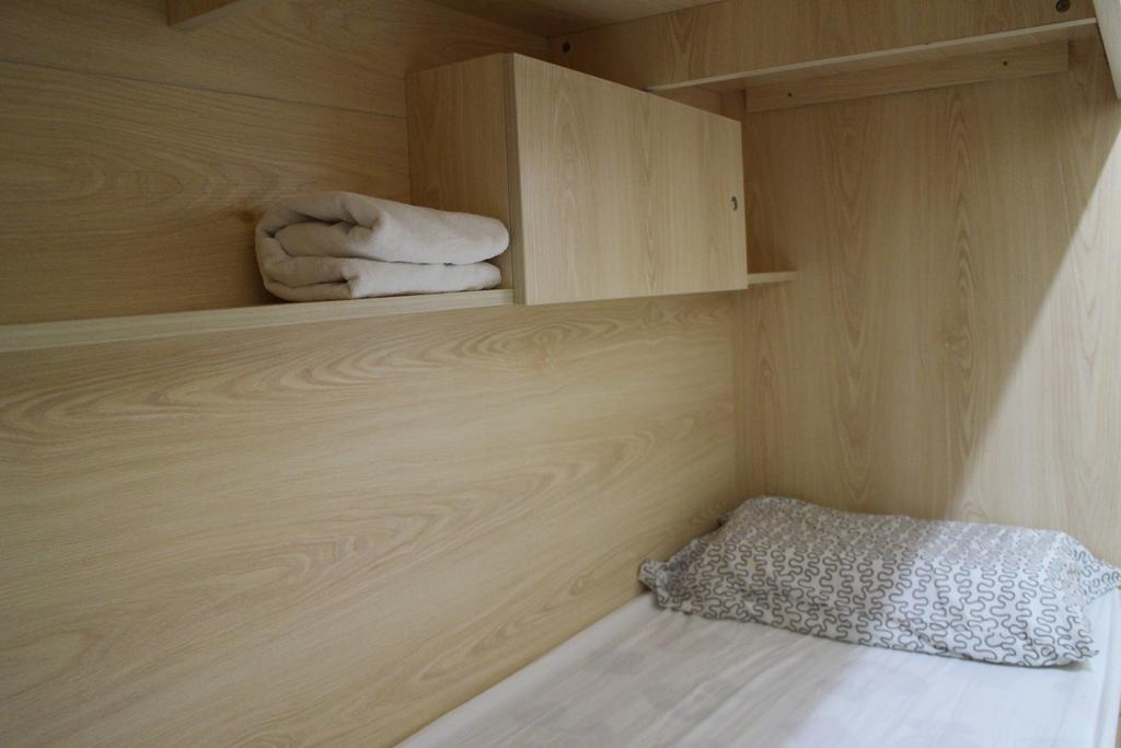 Orchid Inn Гонконг Экстерьер фото
